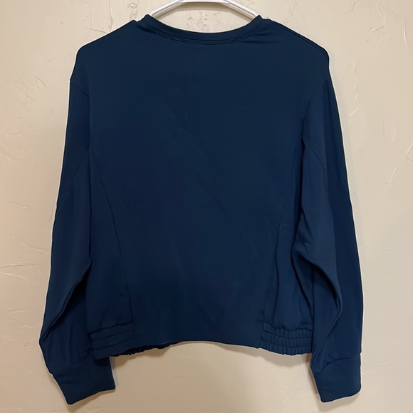 Fabletics Crop Sweatshirt - Picture 2 of 4